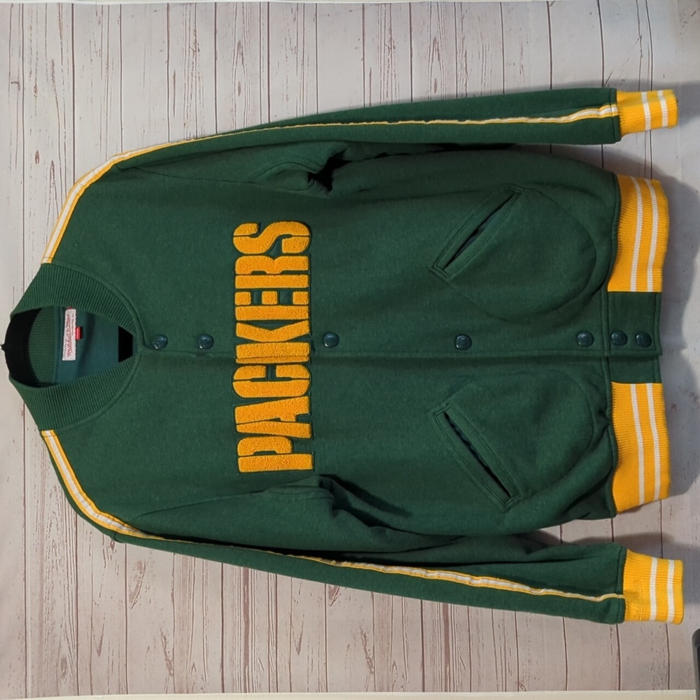 Green Bay Packers NFL Mitchell & Ness Varsity Bomber Jacket